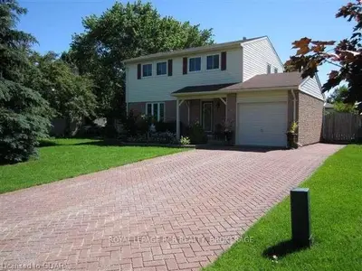 5 Lynwood Pl, Wellington North, On, N0g 1a0