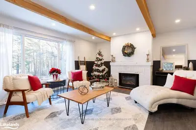 261 DOMTAR Road, Huntsville, ON P0B 1M0