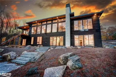 1331 SOUTH MONCK Drive 2, Muskoka Lakes, ON P1L 1W8