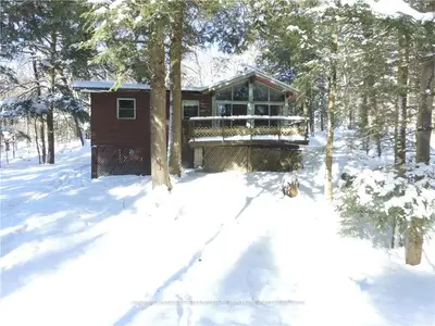 1045 BIG ISLAND Road, Bracebridge, ON P1L 1X1