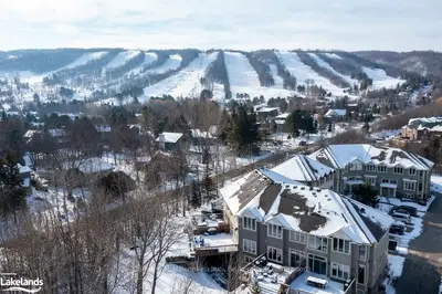 224 BLUESKI GEORGE Crescent 12, Blue Mountains, ON L9Y 0V6