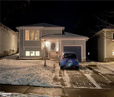 320 HIGHLAND Road, Centre Wellington, ON N1M 3N8