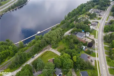15 FERGUSON Road, Huntsville, ON P1H 1X9