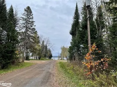 12 BELMONT Street, Sundridge, ON P0A 1Z0