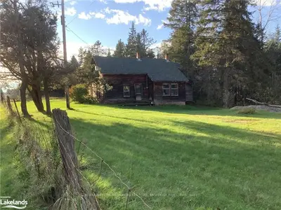 8584 522 , Parry Sound Remote Area, ON P0H 1N0