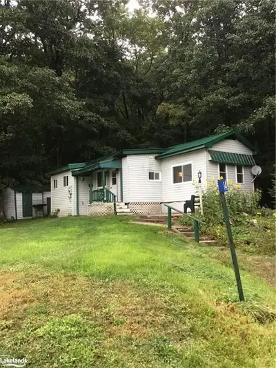 13-14 MOUNT VERNON Trail, Huntsville, ON P1H 1E3