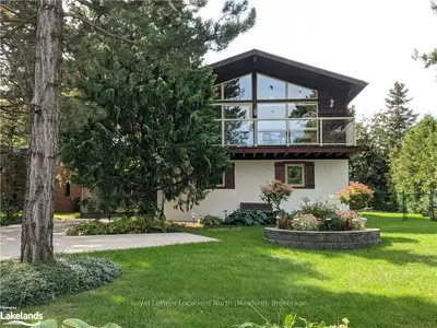 127 BAY Street, Blue Mountains, ON N0H 2P0