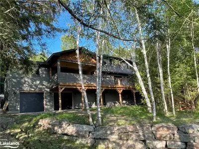 4935 Kennisis Lake Road Road, Dysart Et Al, On K0m 1s0