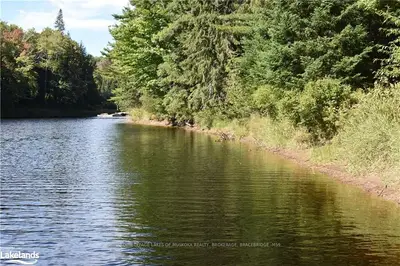 176 BALSAM CHUTES Road, Huntsville, ON P0B 1L0