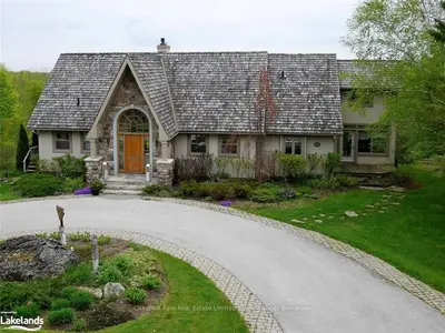 589374 19 Grey Road, Blue Mountains, On L9y 0r6