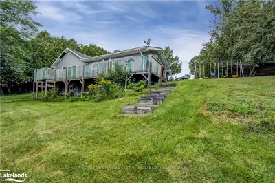 389 SOUTH FAIRY LAKE Road, Huntsville, ON P1H 1R5
