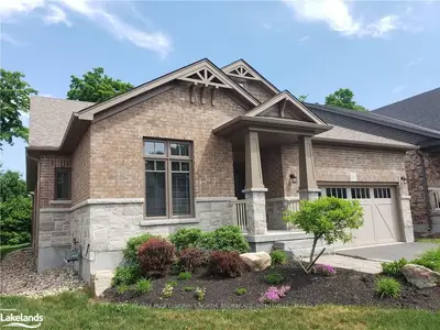 36 PRESTWICK Drive, Huntsville, ON P1H 2N8