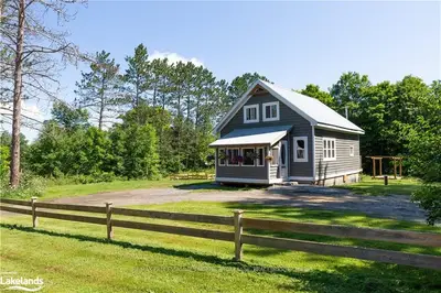 1004 Quinn Road, Muskoka Lakes, On P0b 1m0