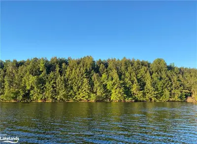 PENMAN ISLAND, Muskoka Lakes, ON P0C 1J0