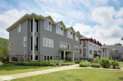 224 BLUESKI GEORGE Crescent 5, Blue Mountains, ON L9Y 0V6
