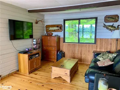 10 PIGEON , Parry Sound Remote Area, ON P0H 1Y0