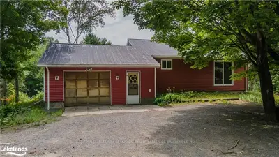 459 BRITANNIA Road, Huntsville, ON P1H 2J3