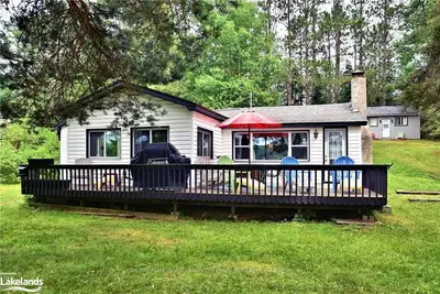 1567 GREEN LAKE Road, Dysart et al, ON K0M 1S0