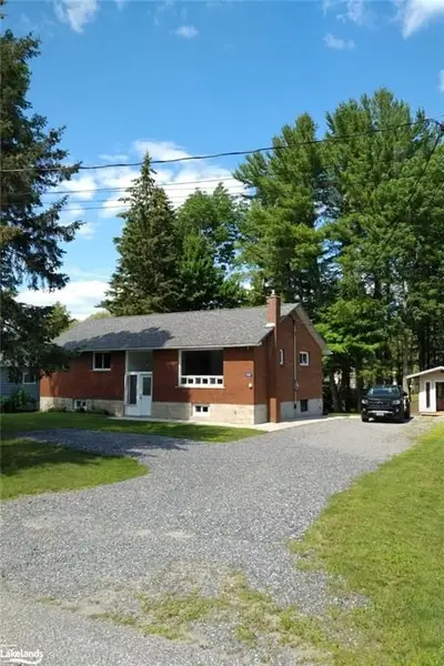 1028 ABERDEEN Street, Muskoka Lakes, ON P0C 1A0