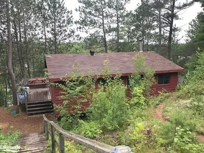 1056 PARCHMENT Lane, Minden Hills, ON K0M 2L1