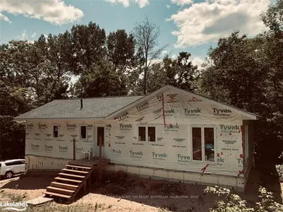 1209 KENNAWAY Road, Dysart et al, ON K0M 1S0
