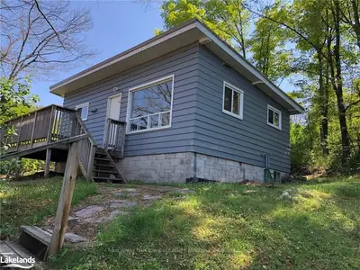 60A SEGUIN Street, Parry Sound, ON P2A 1B6