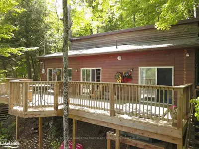1252 TWIST Lane, Highlands East, ON K0M 1X0