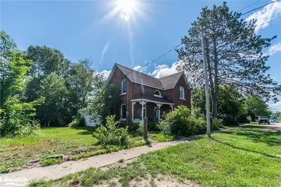 39 BROADWAY Street S, South River, ON P0A 1X0
