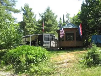 35 WEBER Road, Parry Sound Remote Area, ON P0H 1Y0