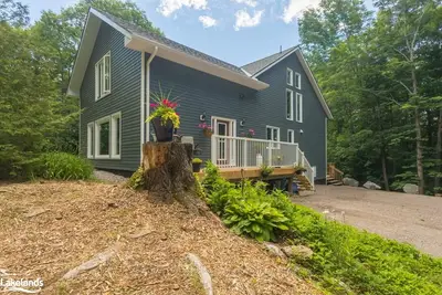 1117 FALKENBURG Road, Bracebridge, ON P1L 1X4