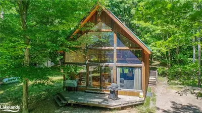 1501 FOXPOINT Road, Lake of Bays, ON P0A 1H0