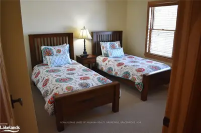 1137 OLD PARRY SOUND Road 36, Muskoka Lakes, ON P0B 1M0