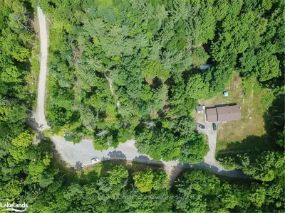 586 Swallowdale Road, Huntsville, On P1h 0a5