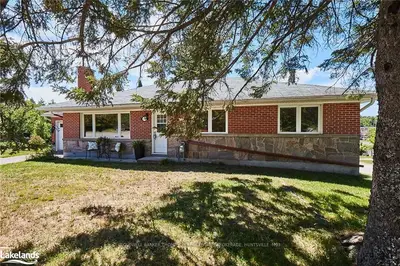 169 CENTRE Street, Burk's Falls, ON P0A 1C0