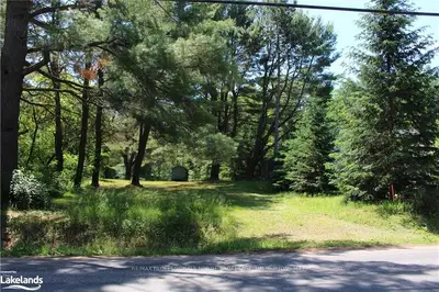 0 Kashagawigamog Lake Road E, Minden Hills, ON K0M 2K0
