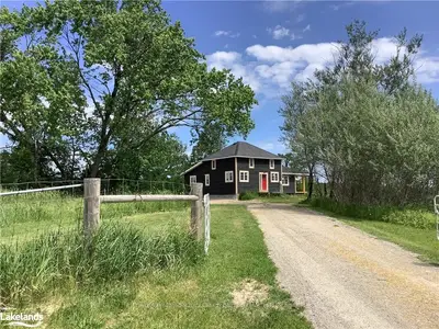 7248 522 , Parry Sound Remote Area, ON P0H 1N0