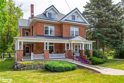 20 Alice Street E, Blue Mountains, On N0h 2p0