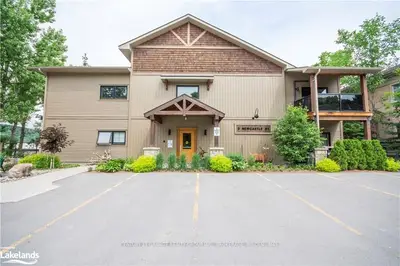 9 NEWCASTLE Street 102, Minden Hills, ON K0M 2K0