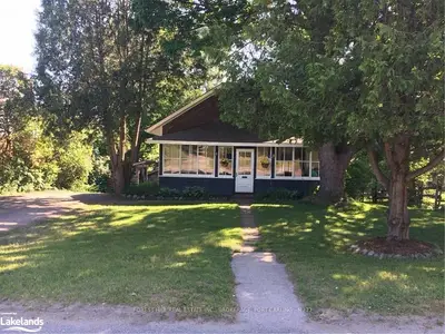 55 JOSEPH Street, Muskoka Lakes, ON P0B 1J0