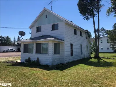 16 MILL Street, Sundridge, ON P0A 1Z0