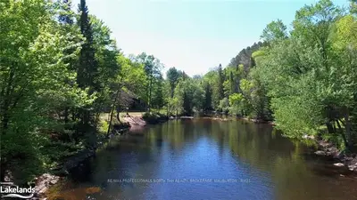 - CONTAU LAKE Road, Highlands East, ON K0M 1S0