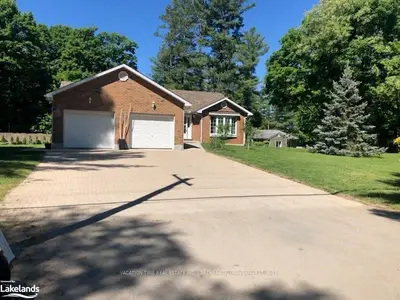 1248 MILFORD BAY Road 2, Muskoka Lakes, ON P0B 1E0
