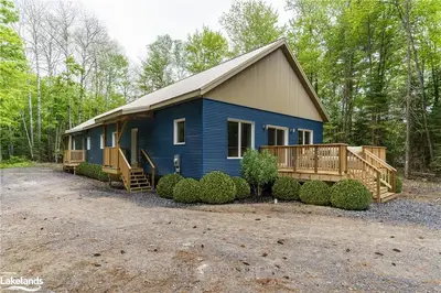 2776 MUSKOKA ROAD 117 Road, Lake of Bays, ON P0B 1A0