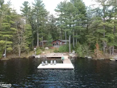 1017 LEECH LK PT RD PV Road, Bracebridge, ON P1L 1X3