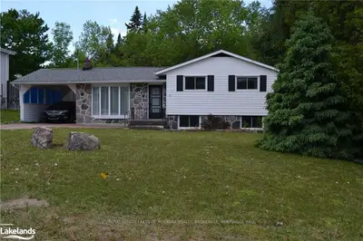 17 Anthony Court, Huntsville, ON P1H 1T2