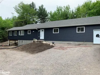 1087 Hawn Road, Bracebridge, ON P1P 1R3