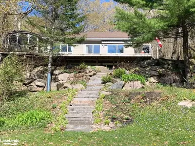 1075 CARLO ENTERPRISE Road 9, Muskoka Lakes, ON P0B 1M0