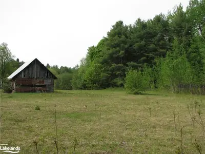 2261 SOUTHWOOD Road, Gravenhurst, ON P1P 1R3