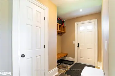 327 Clark Street, Blue Mountains, On N0h 1j0