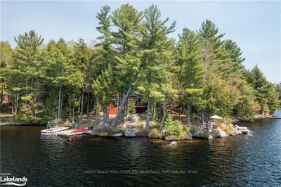 1064 LAKESHORE DRIVE SOUTH , Bracebridge, ON P1L 1X3